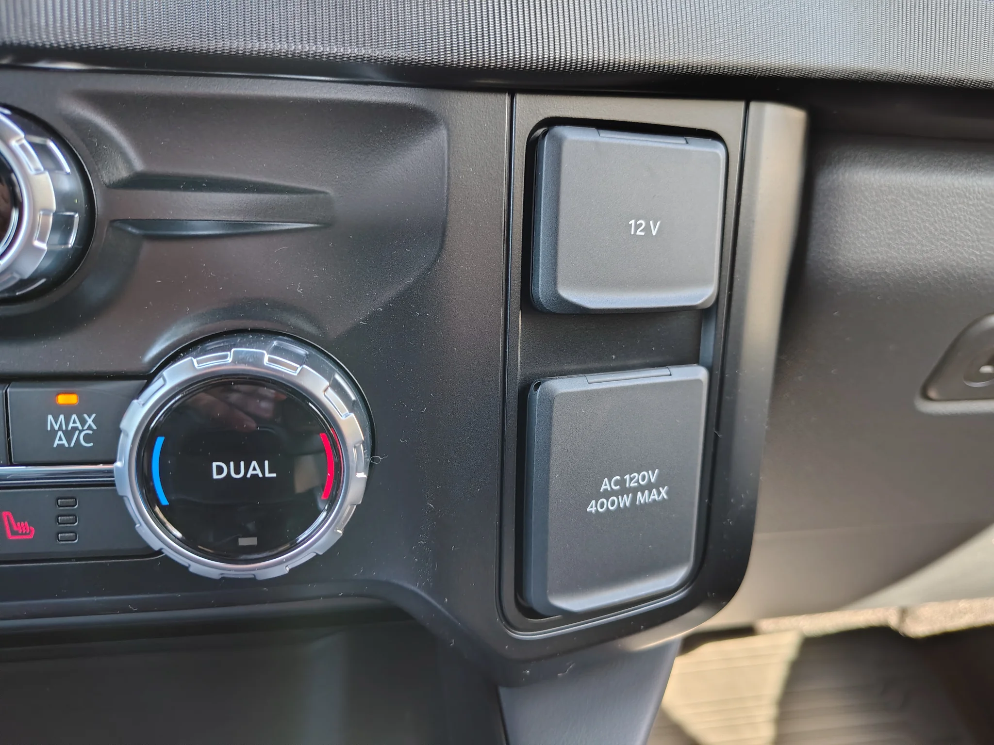 New 2027 Glacier Gray Metallic Tri-Coat Ford F-350® Platinum® image 28