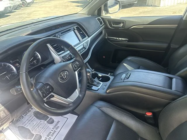 Used 2019 Silver Toyota Limited image 18