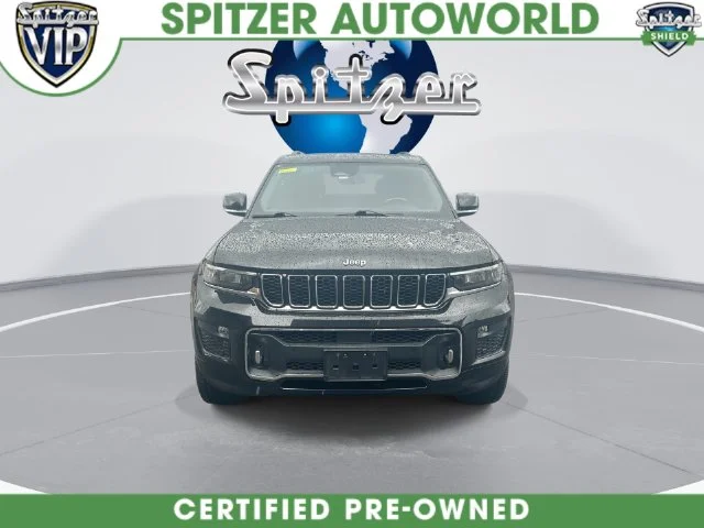 Certified Used 2022 Black Jeep Overland image 4