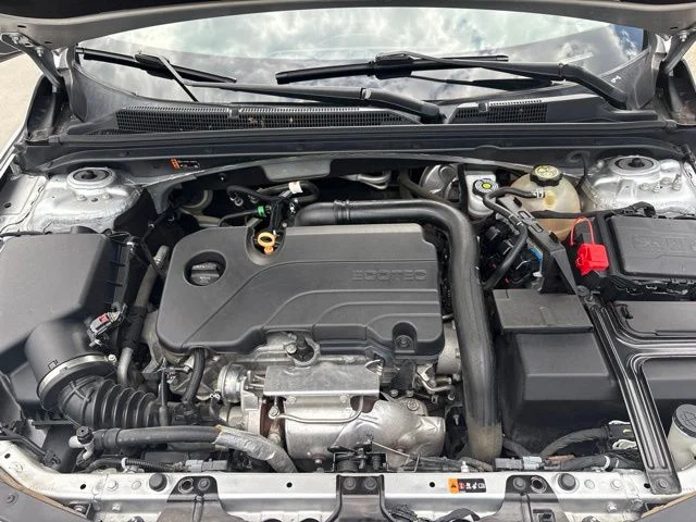 Used 2020 Silver Chevrolet LT image 10