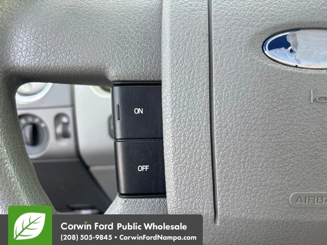 Used 2007 Blue Ford  image 17