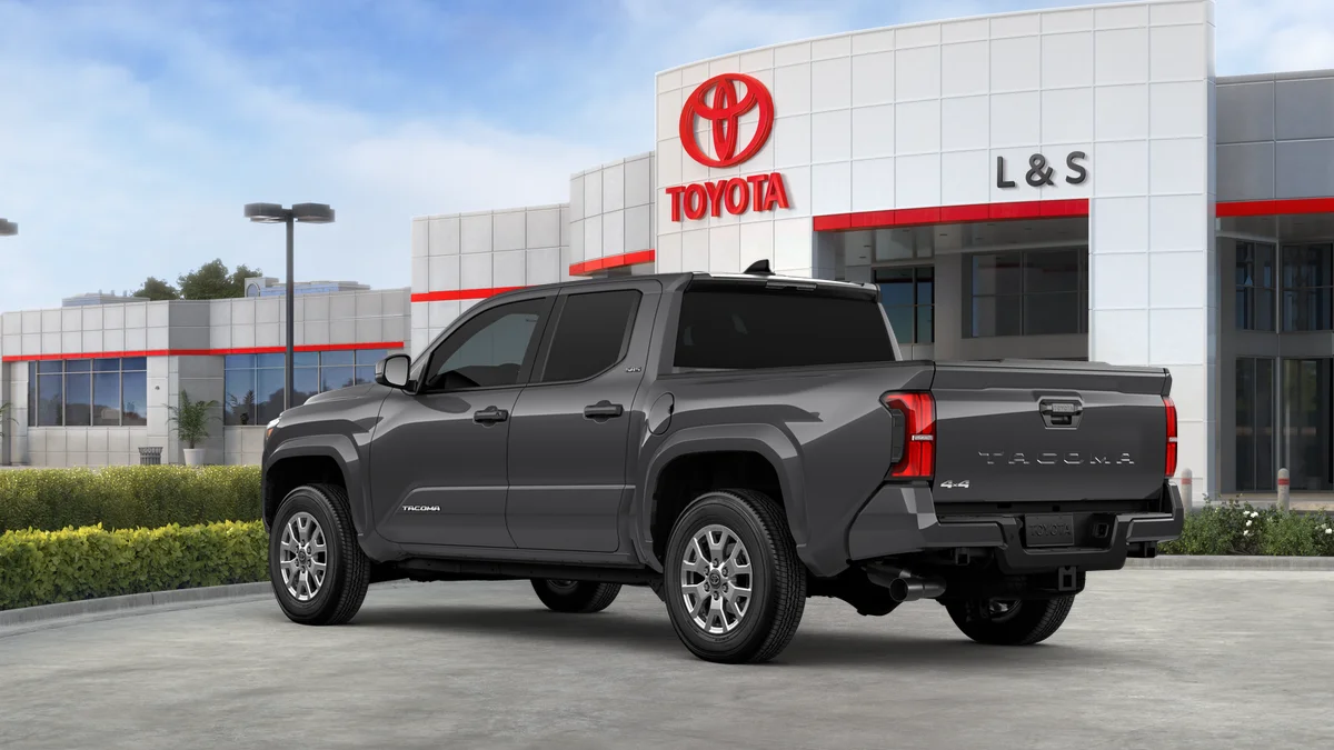 2026 Toyota Tacoma SR5 - Photo 14