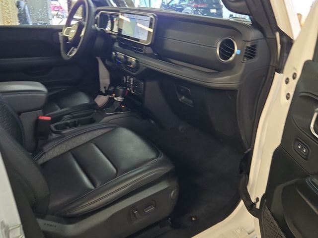 Used 2024 White Jeep High Altitude 4xe image 12