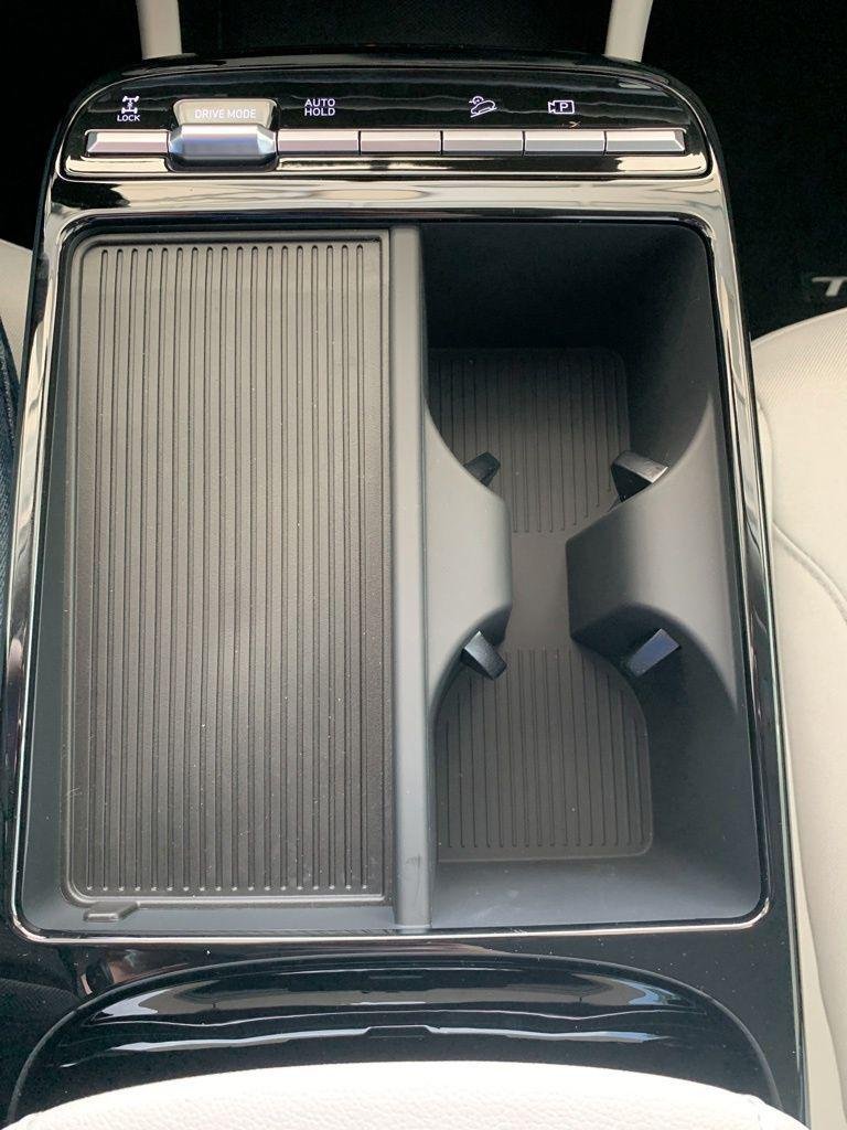 New 2026 White Hyundai SEL AWD image 8