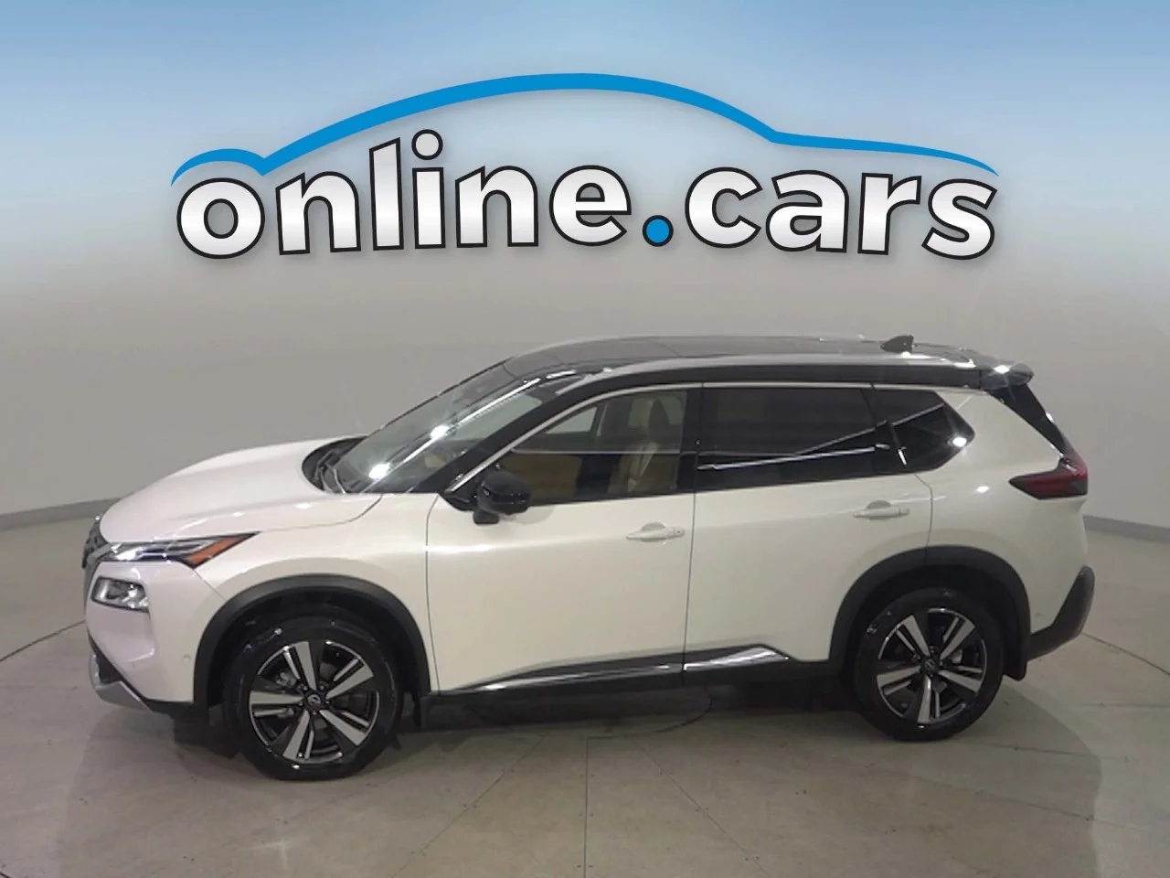 Used 2023 White Nissan Platinum image 32