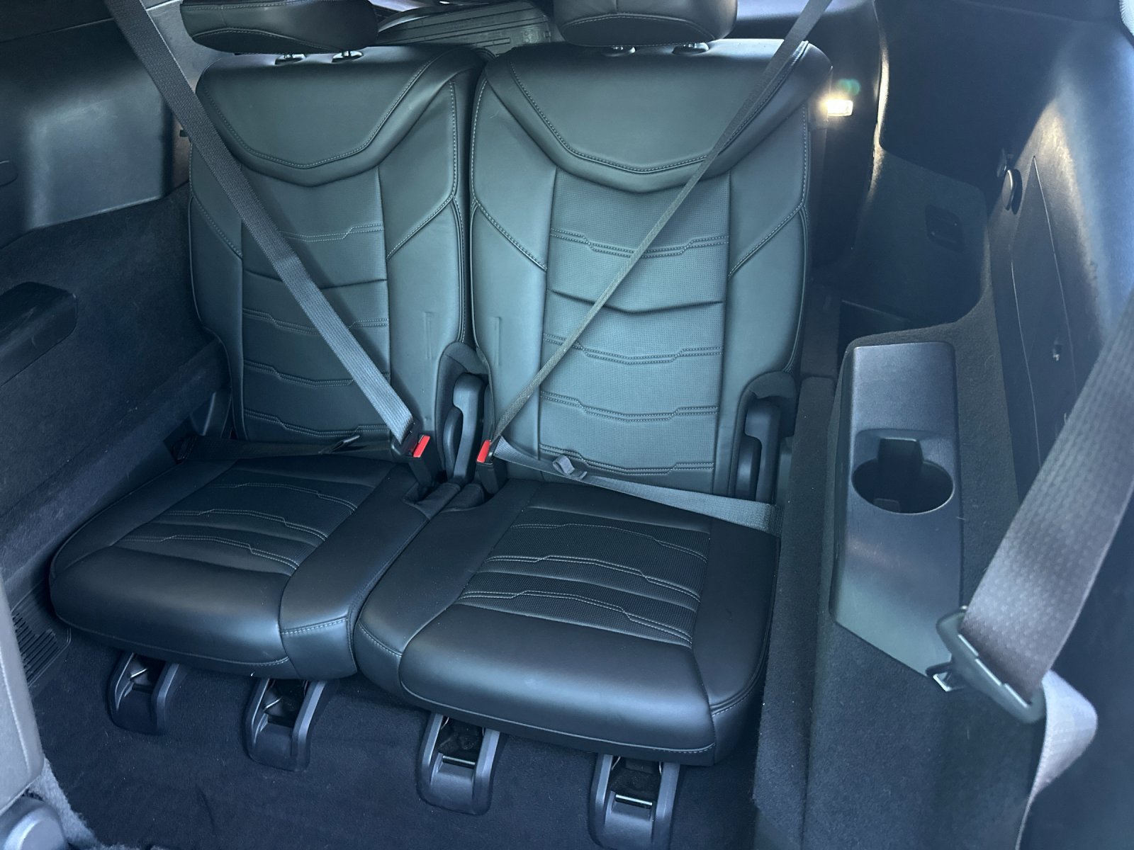 Used 2021 Shadow Metallic Cadillac Sport image 16