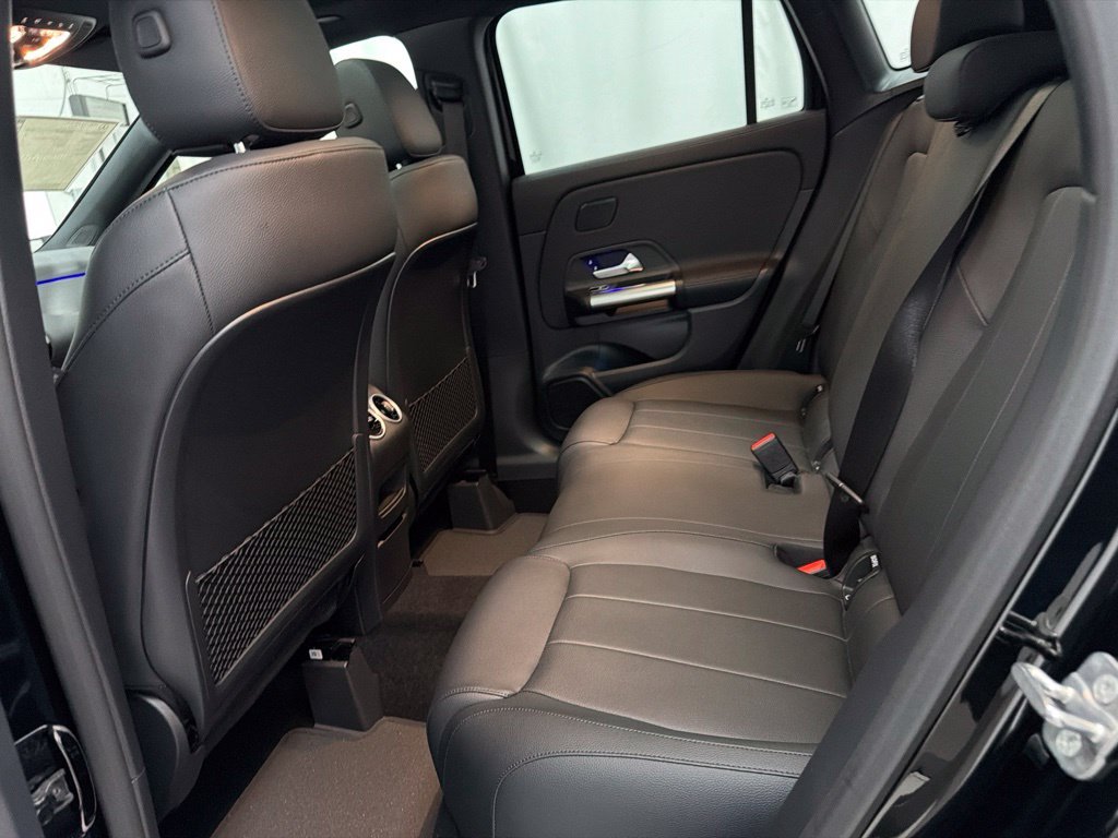 New 2026 Night Black Mercedes-Benz GLA 250 image 21
