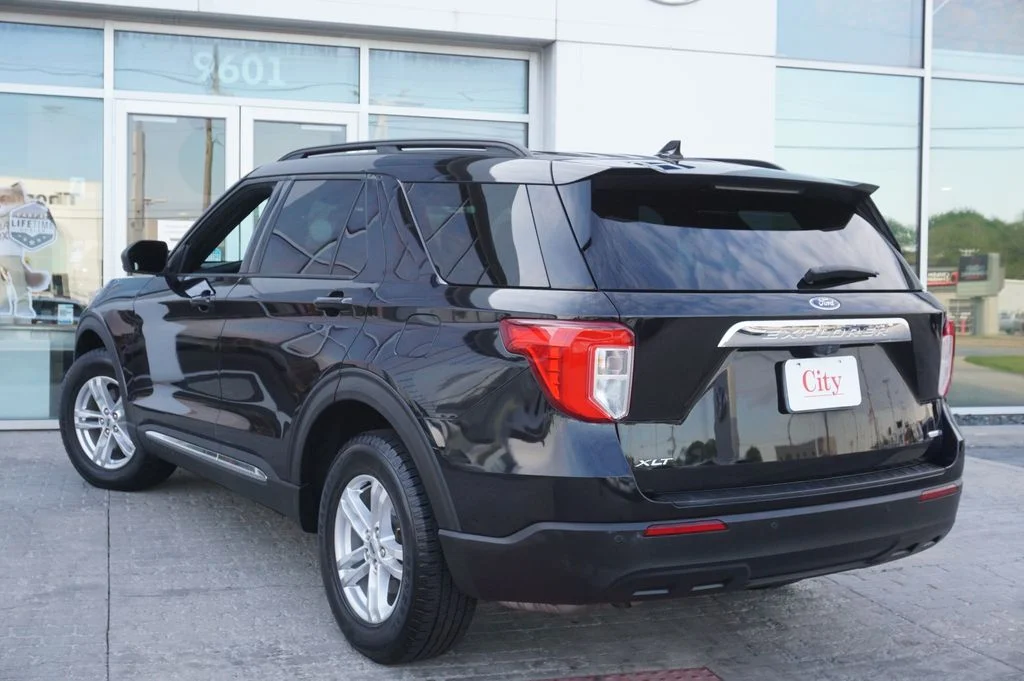 Used 2020 Black Ford XLT image 8