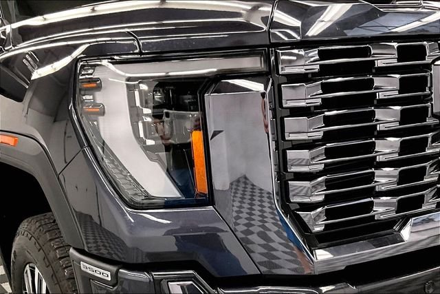 2024 GMC Sierra 3500HD Denali Ultimate - Photo 37