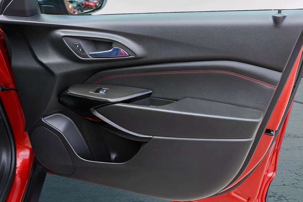 Used 2024 Red Chevrolet 2RS image 30