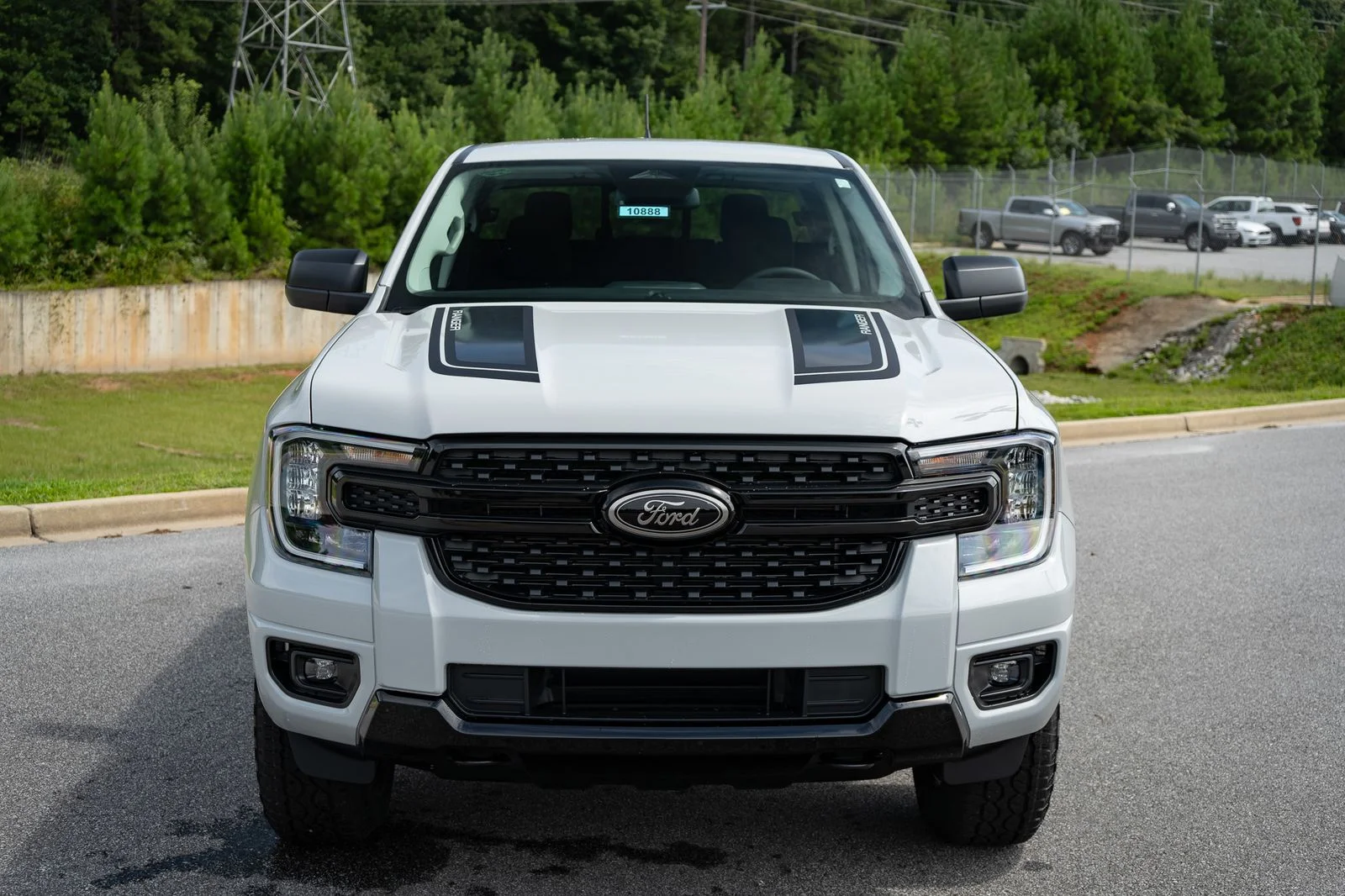 New 2026 Avalanche Ford XLT image 2