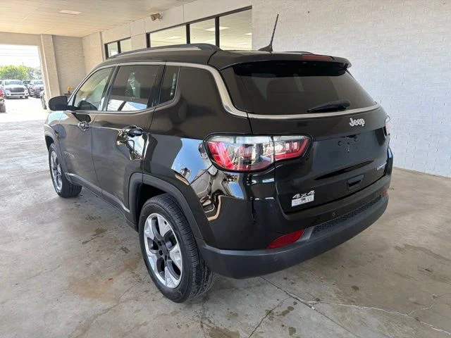 Used 2022 Black Jeep Limited image 3