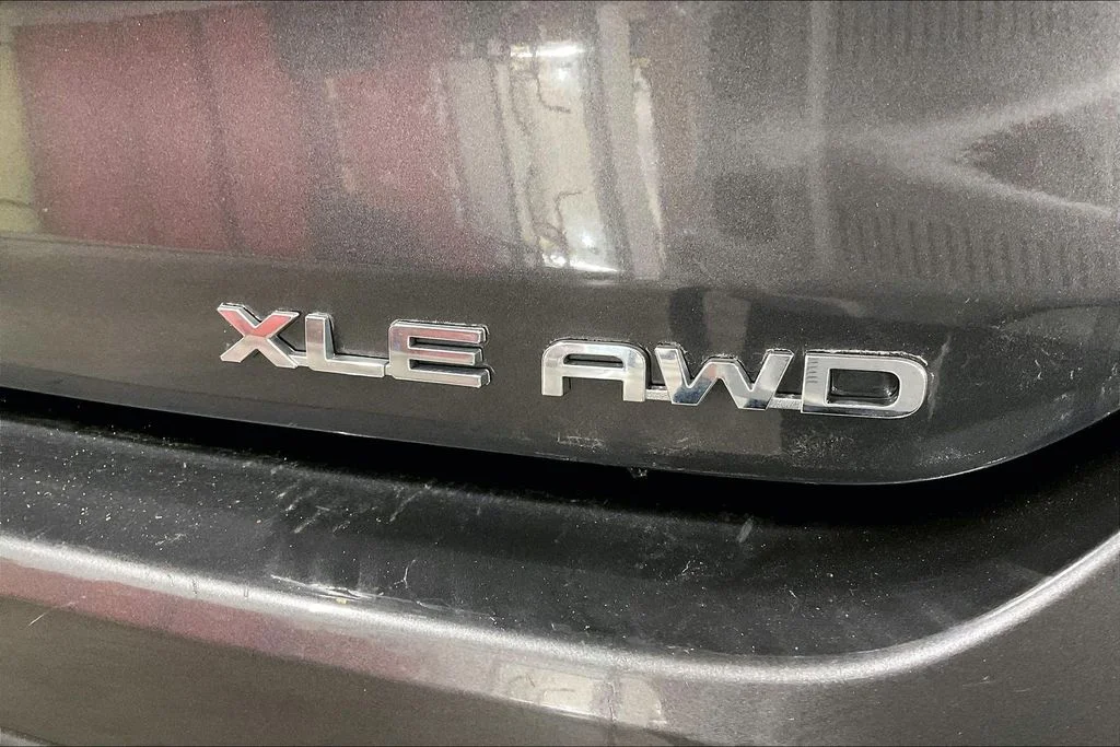 Used 2023 Gray Toyota XLE image 11