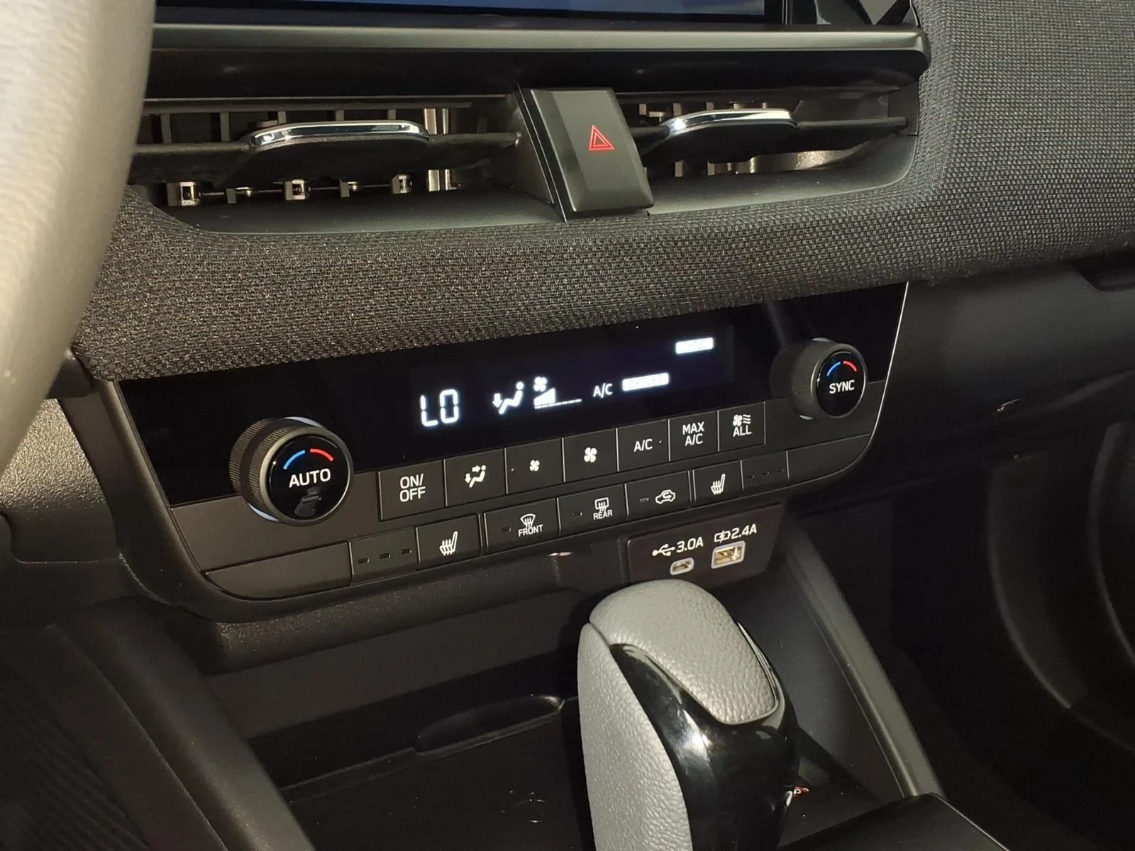 New 2026 RIVER ROCK PEARL Subaru Limited XT image 45
