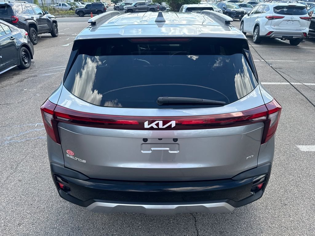 Used 2024 Gray Kia SX image 6