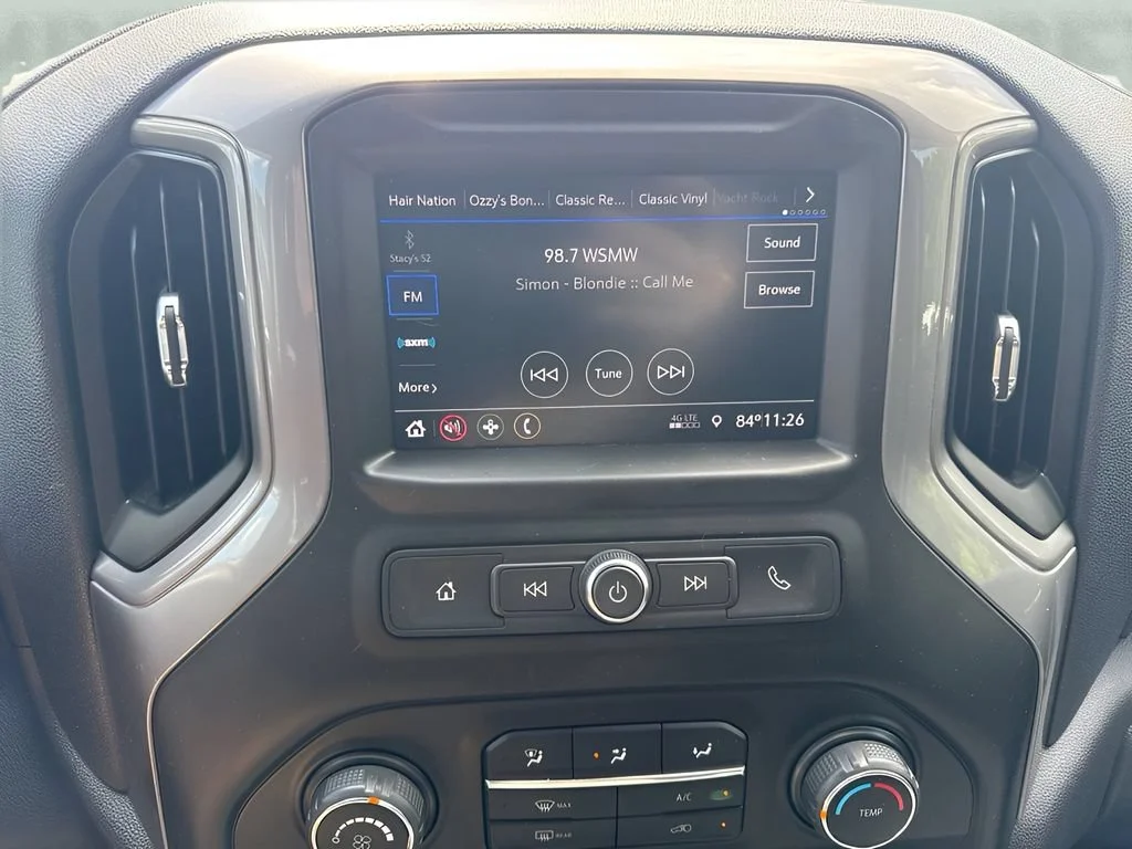 Used 2020 SHADOW GRAY METALLIC Chevrolet Custom image 16