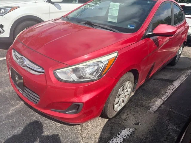 Used 2016 Boston Red Metallic Hyundai SE image 5