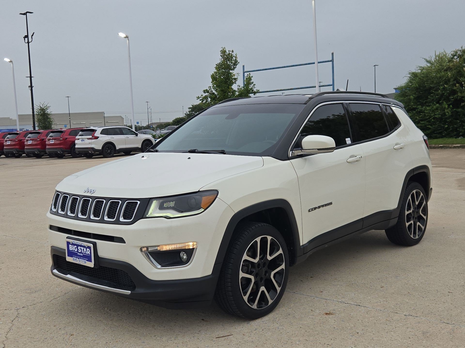 Used 2019 White Clearcoat Jeep Limited image 7