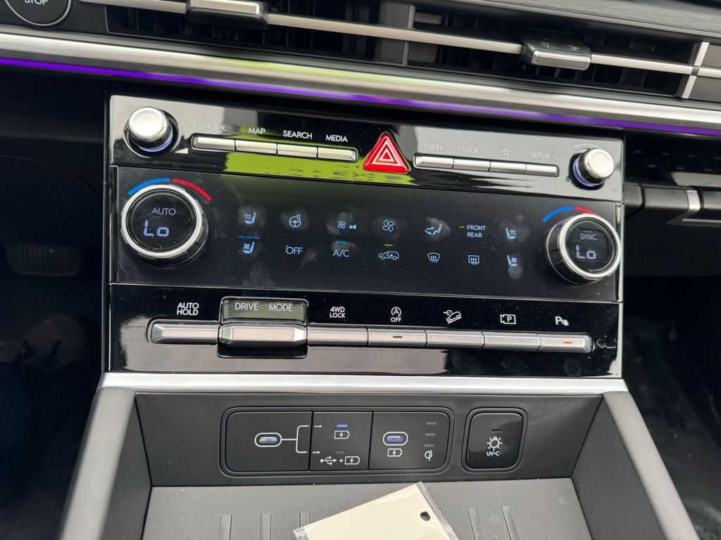 New 2025 Gray Hyundai Limited AWD image 14