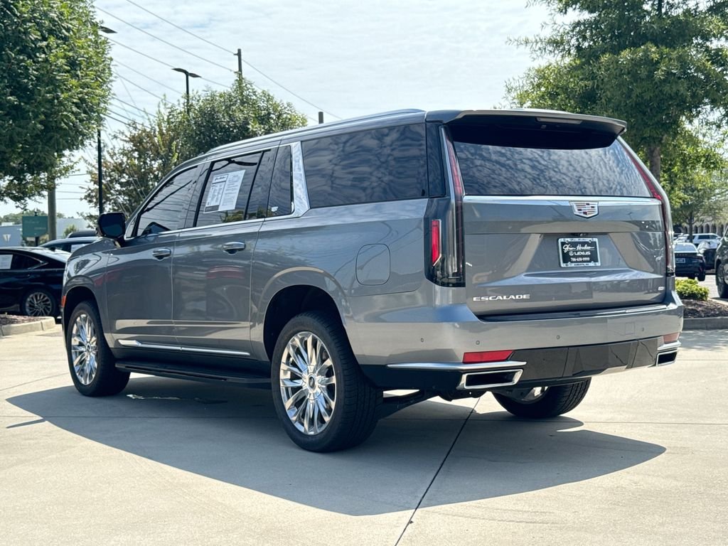 Used 2022 Gray Cadillac Premium image 6