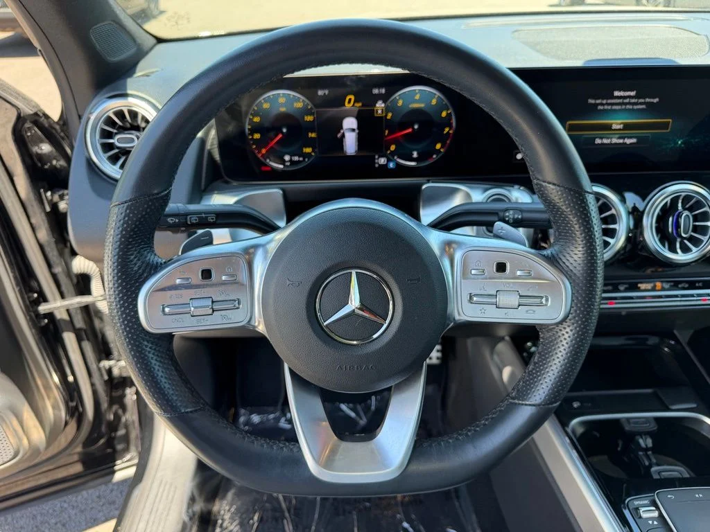 Used 2023 Night Black Mercedes-Benz GLB 250 image 19