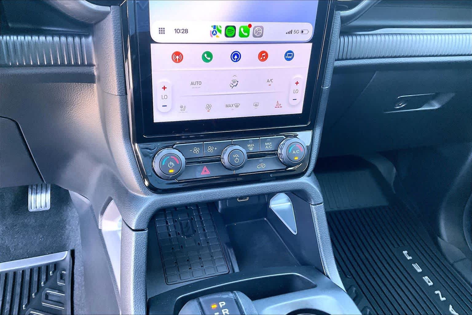 Used 2024 Azure Gray Metallic Tri-Coat Ford LARIAT image 33