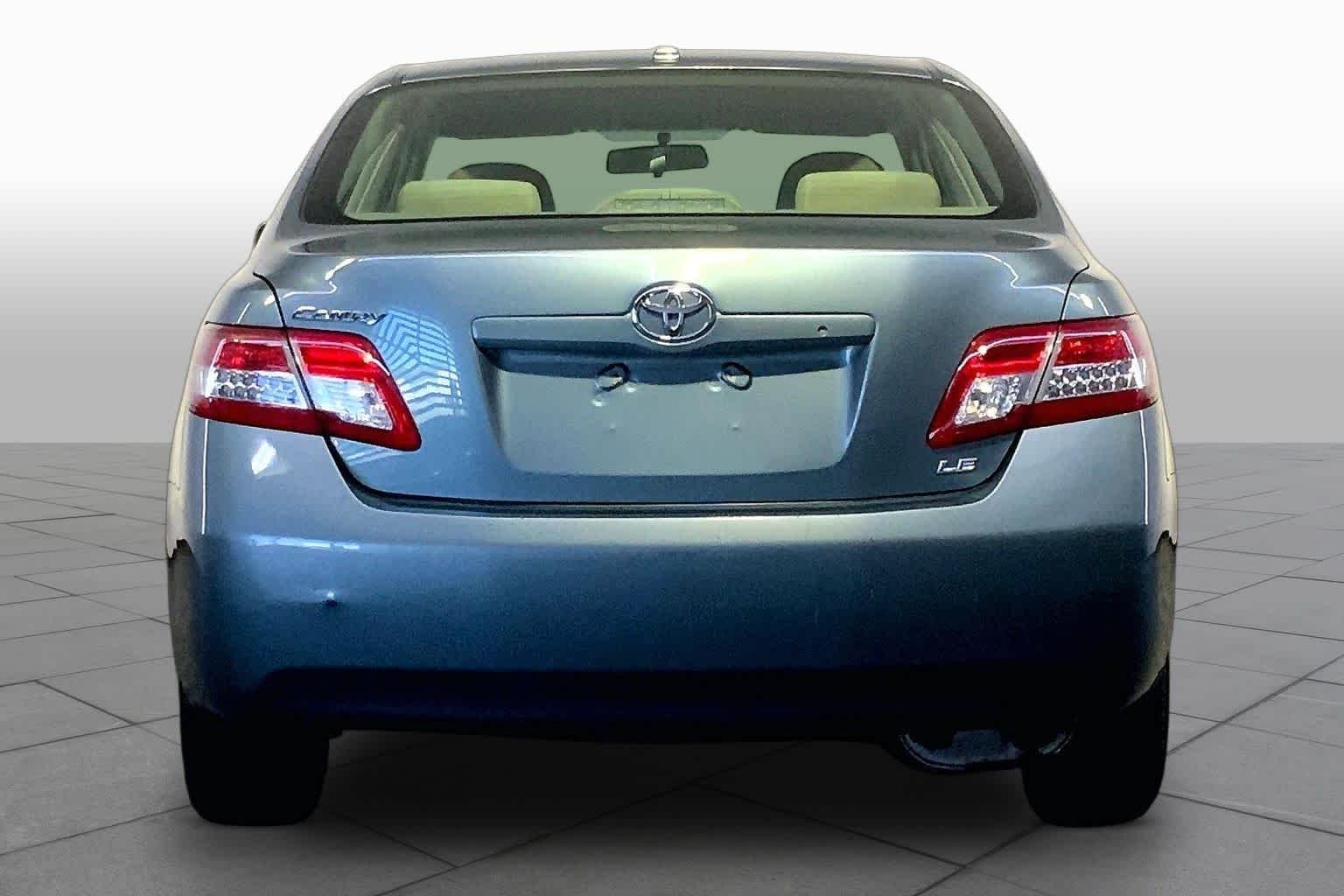 Used 2011 Aloe Green Metallic Toyota LE image 4
