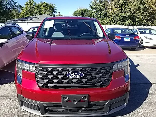 Used 2025 Red Ford XLT image 8