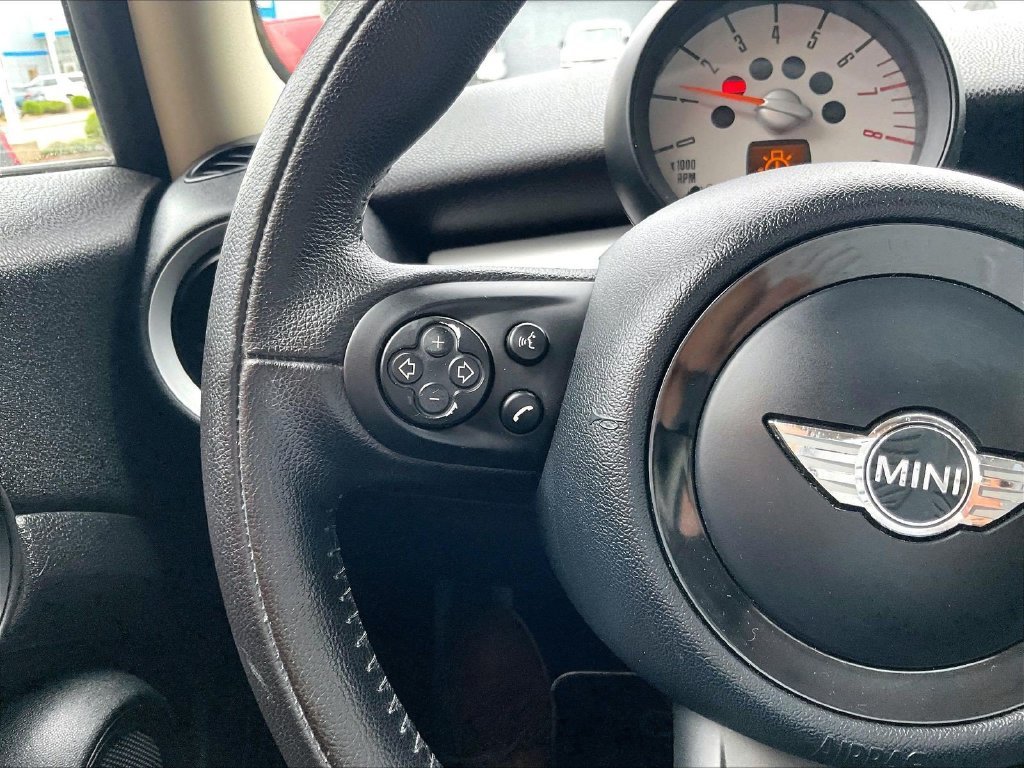 Used 2012 Blue MINI Base image 23