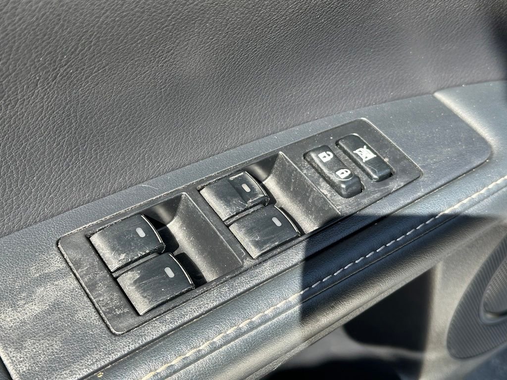 Used 2014 Silver Lexus 300h image 11