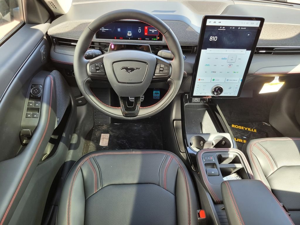 2025 Ford Mustang Mach-E Premium - Photo 7