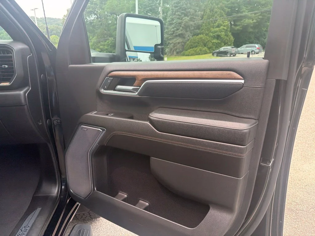 2024 Chevrolet Silverado 2500HD High Country - Photo 36