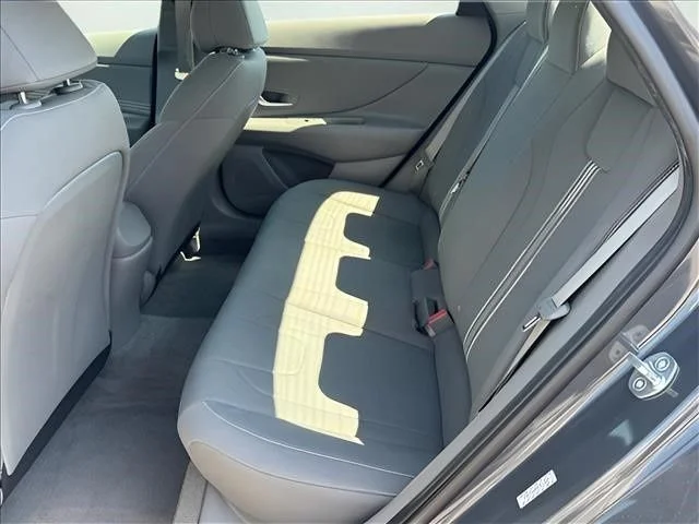 Used 2023 Gray Hyundai SEL image 13
