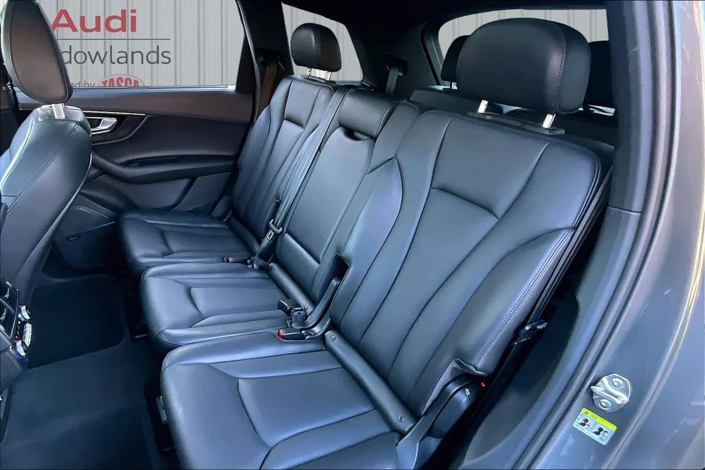 Used 2019 Gray Audi 55 Prestige image 22