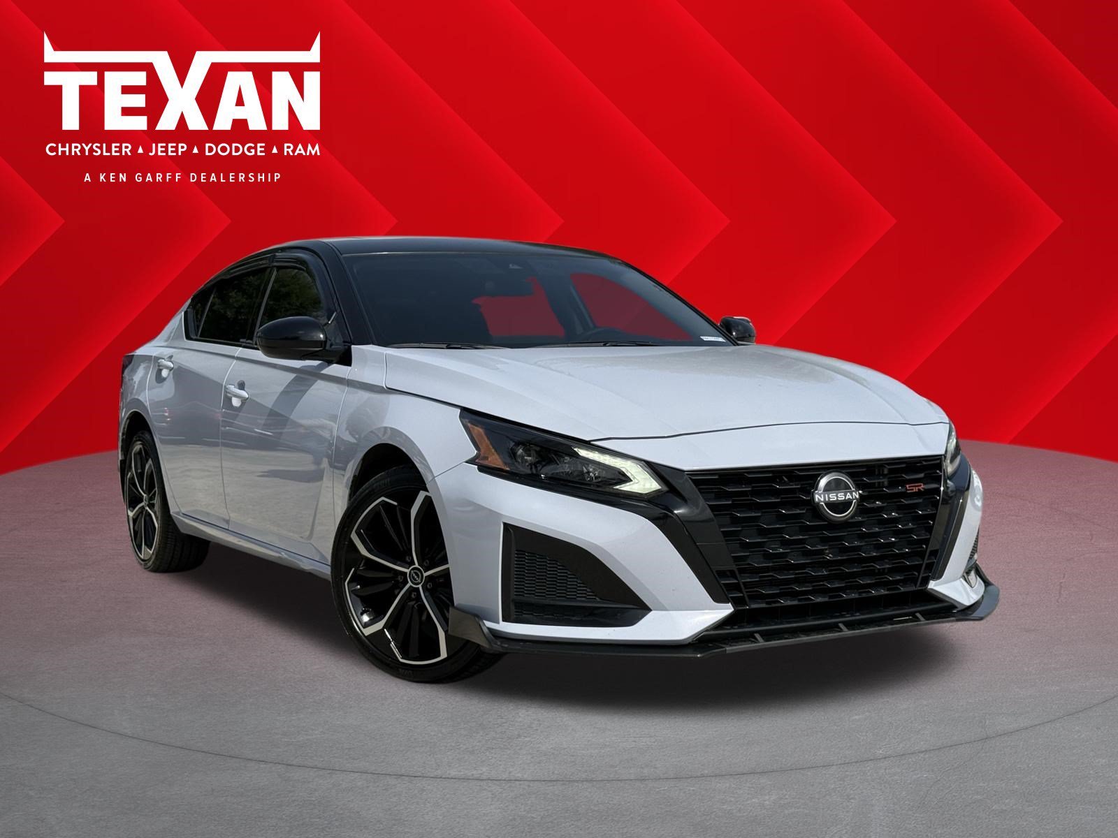 Used 2024 Gray Sky Pearl Nissan 2.5 SR image 1