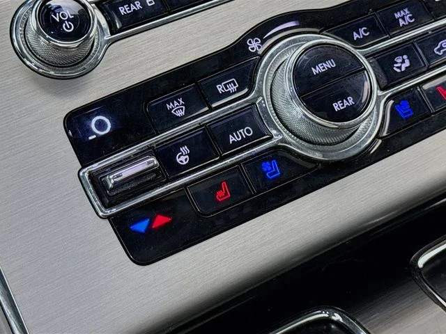 Used 2020 Blue Lincoln Reserve image 21