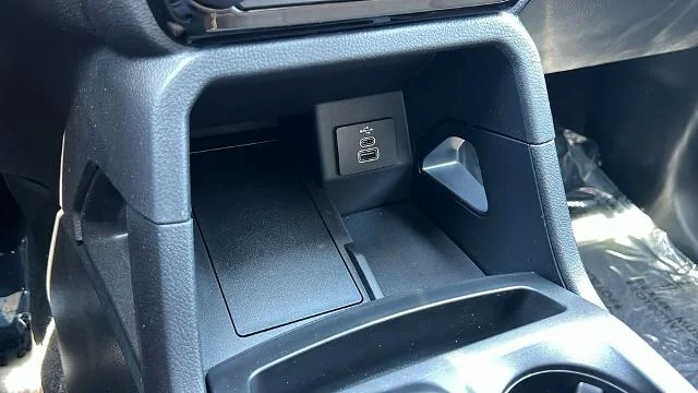 New 2026 Desert Sand Ford XLT image 39