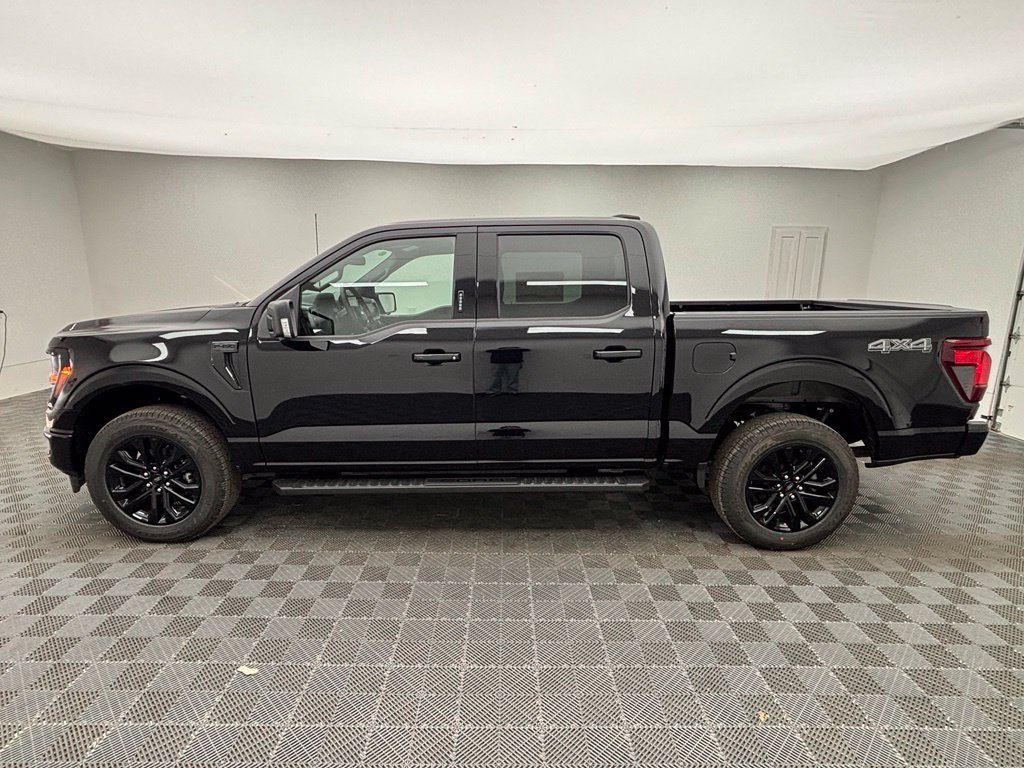 New 2026 Black Ford XLT image 13