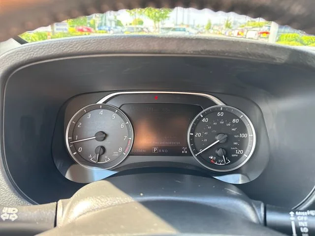 Used 2022 Super Black Nissan SV image 20