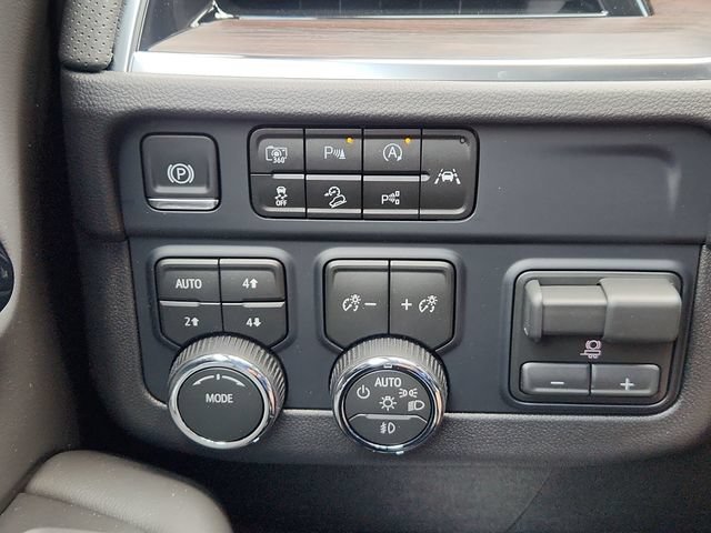2026 Chevrolet Tahoe Premier - Photo 24