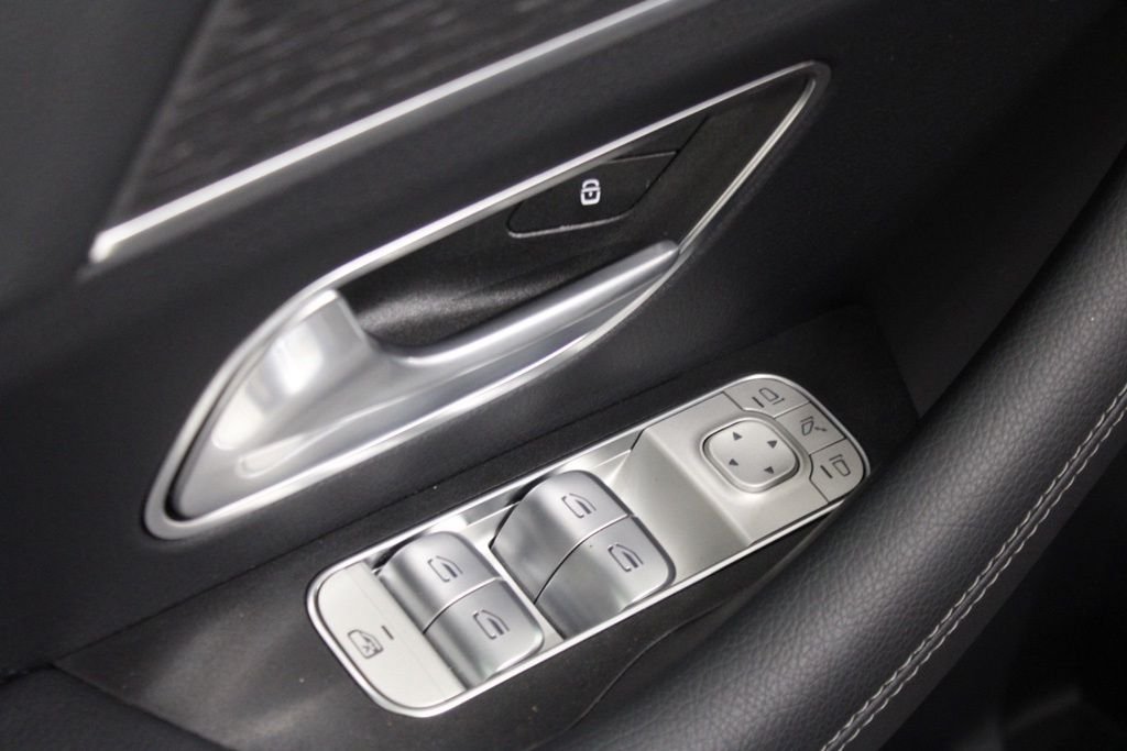 Certified Used 2026  Mercedes-Benz GLS 450 image 17