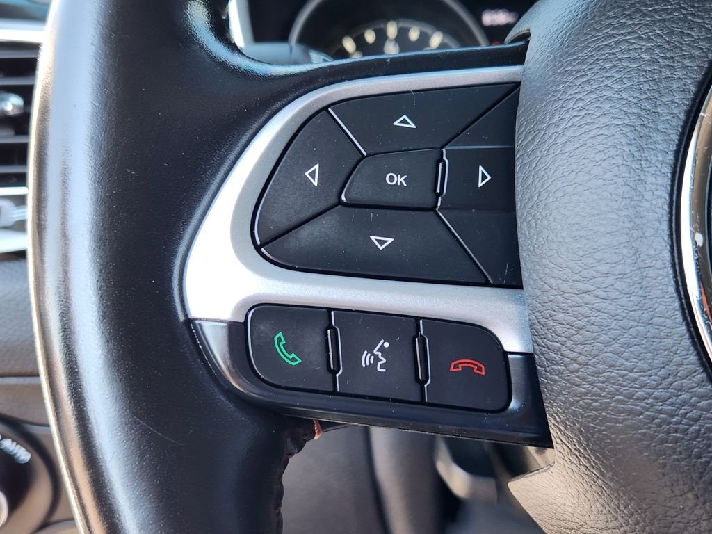 Used 2020 White Jeep Limited image 21