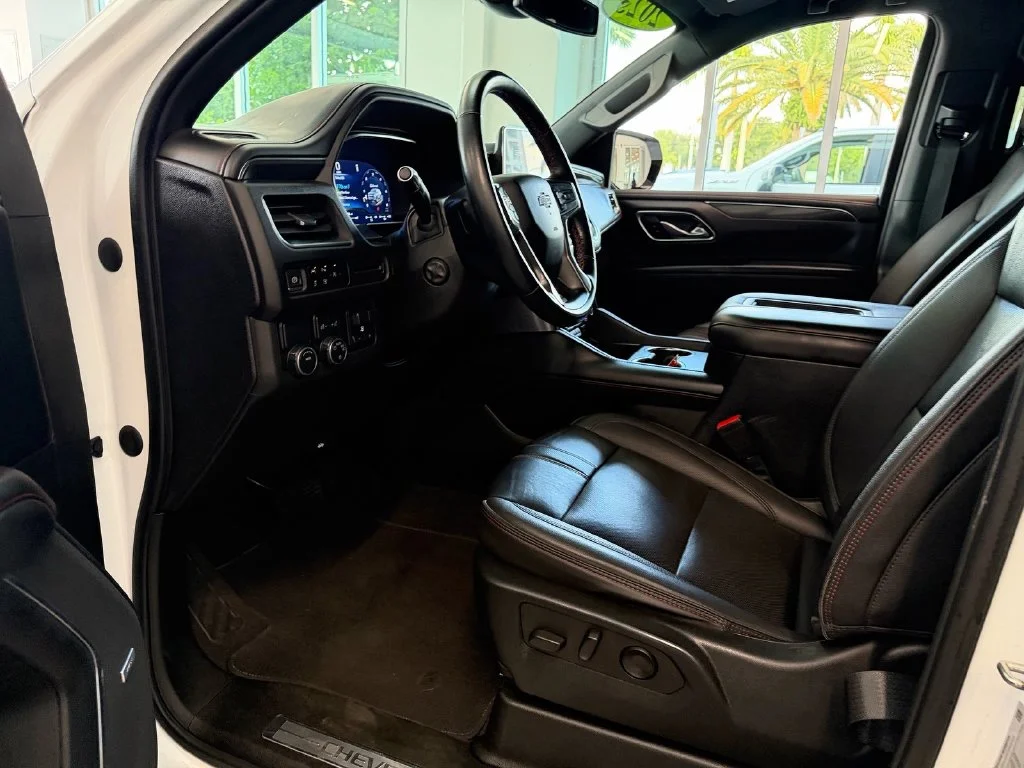 Used 2023 White Chevrolet RST image 12