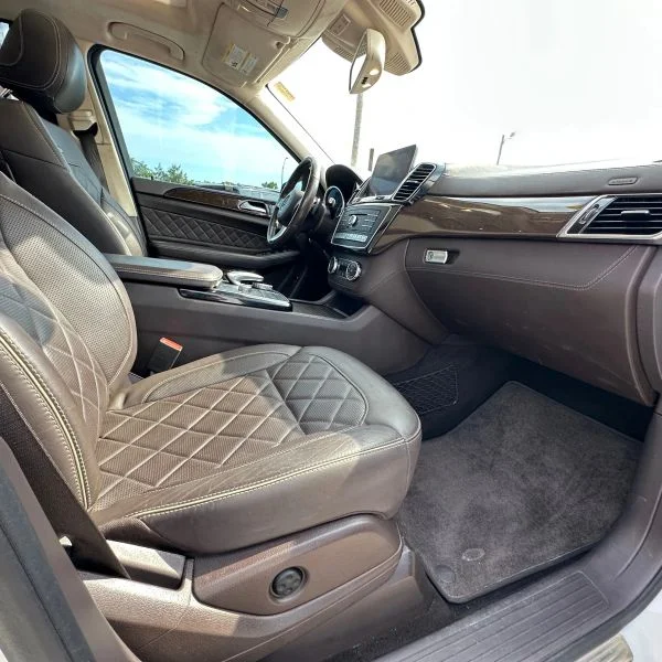 Used 2017 White Mercedes-Benz GLE 43 Sport Utility 4D image 28