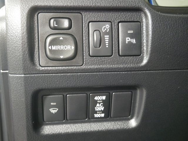 Certified Used 2018 Midnight Black Metallic Toyota Limited image 26