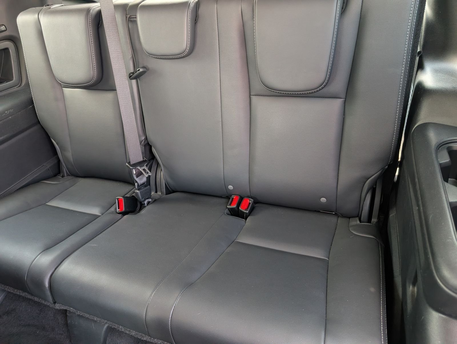 Used 2022 Black Subaru Limited image 8