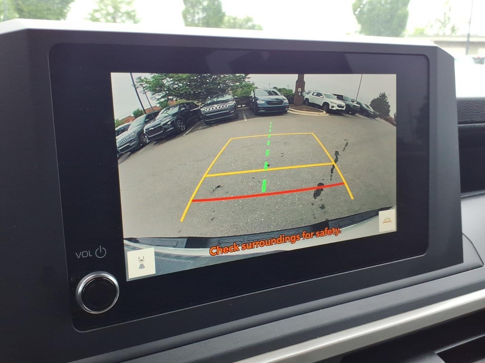 Used 2024 Ice Cap Toyota SR image 4