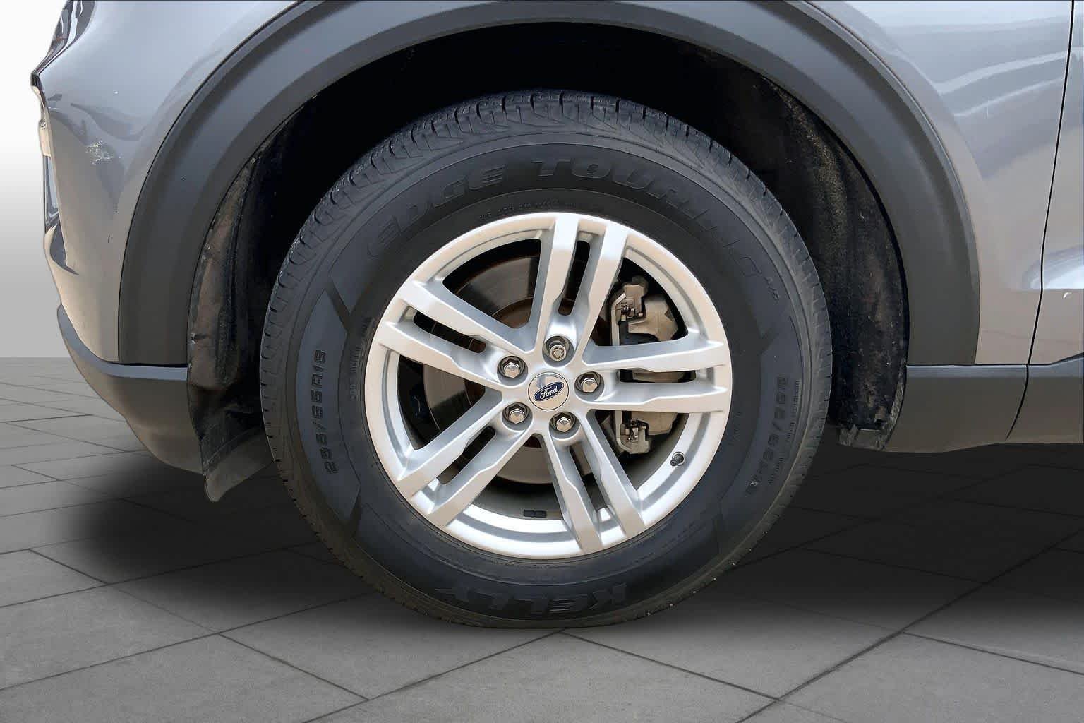 Used 2021 Carbonized Gray Metallic Ford XLT image 10