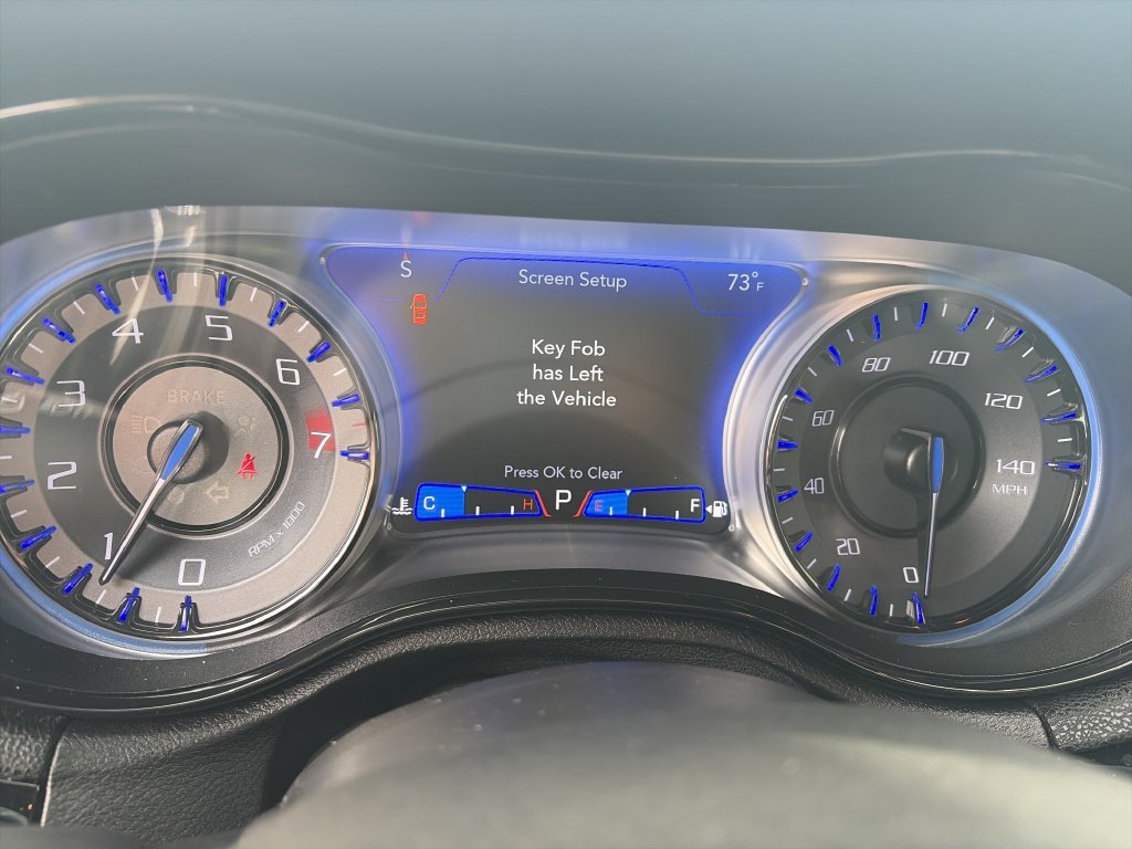 Used 2023 White Chrysler S image 32