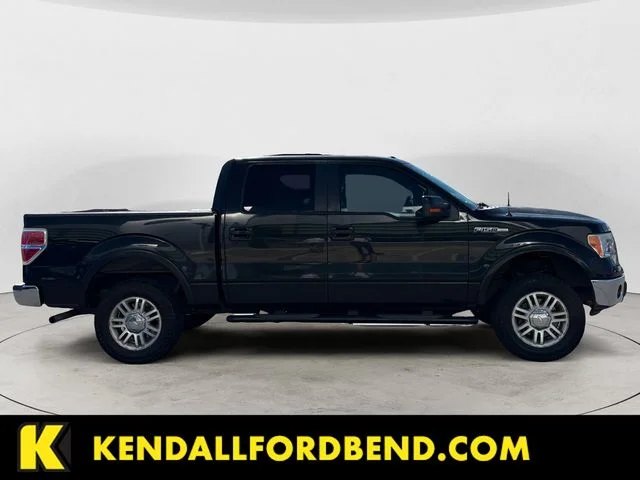 Used 2011 Tuxedo Black Metallic Ford Lariat image 4